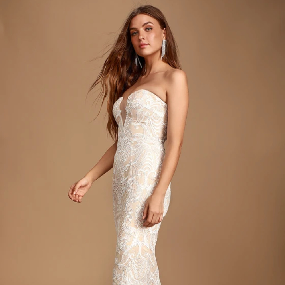White Lace Wedding Dress from Medusa